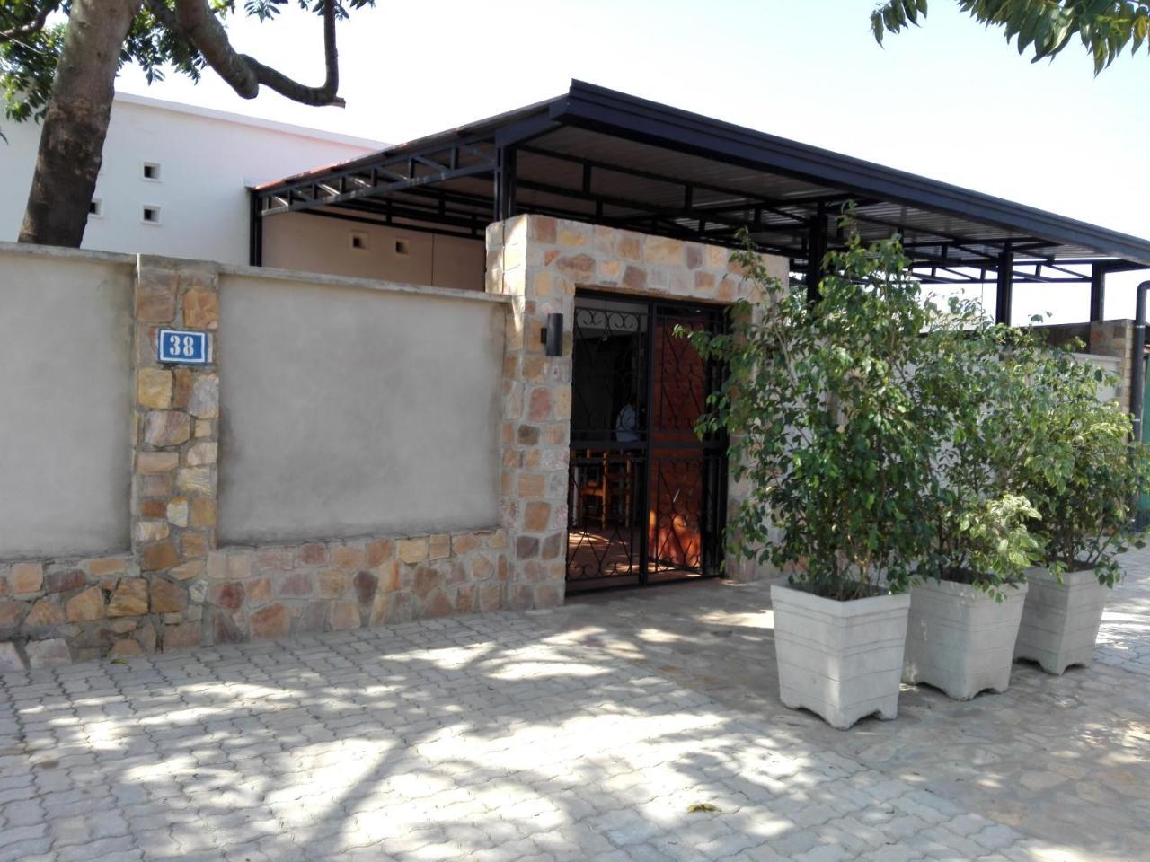 Urban Lodge Bujumbura Eksteriør bilde