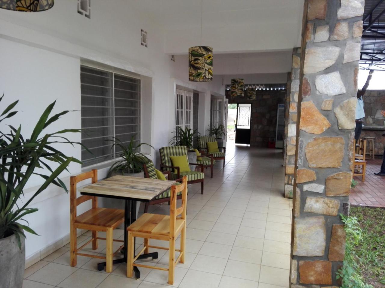 Urban Lodge Bujumbura Eksteriør bilde